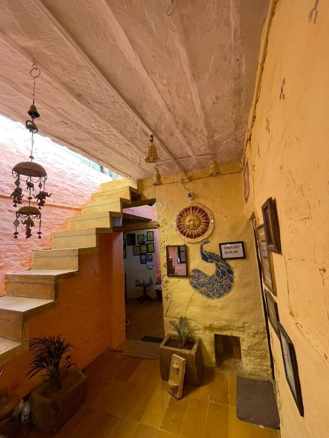 Saffron Guest House Джайсалмер Екстериор снимка