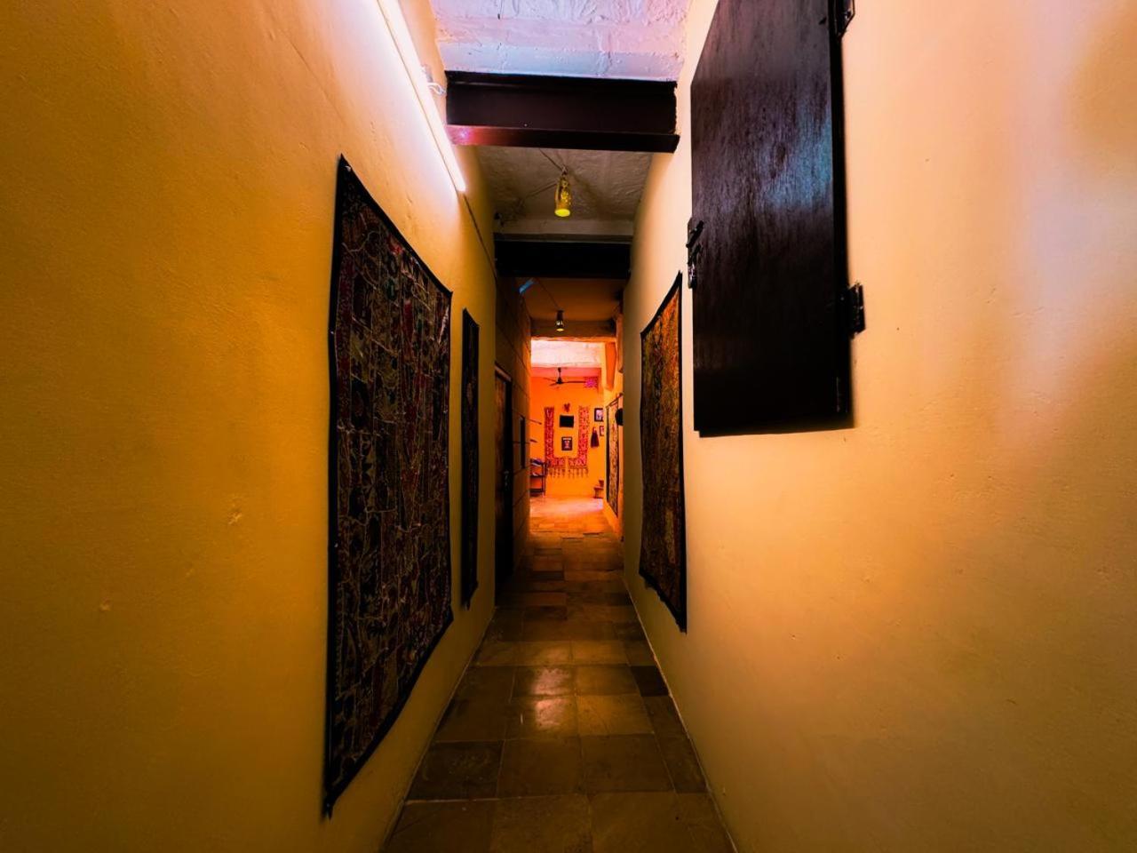 Saffron Guest House Джайсалмер Екстериор снимка